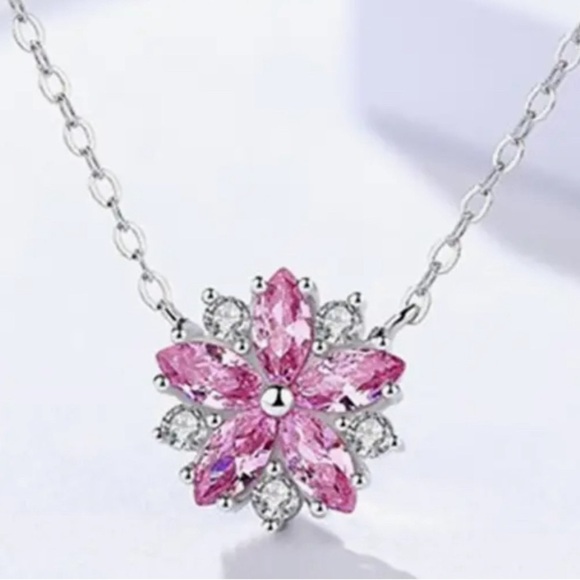New! Ladies charming pink zircon cherry blossom pendant - Picture 1 of 2